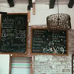 Casa Zahri Boutique Hostel